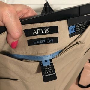 Apt 9 khaki dress pants capris size 8 NWT